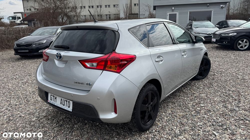 Toyota Auris Hybrid 135 Premium - 15