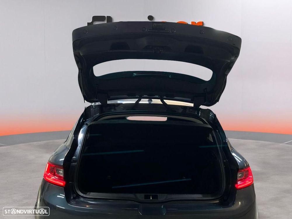 Renault Mégane 1.2 TCE GT Line J18 - 24