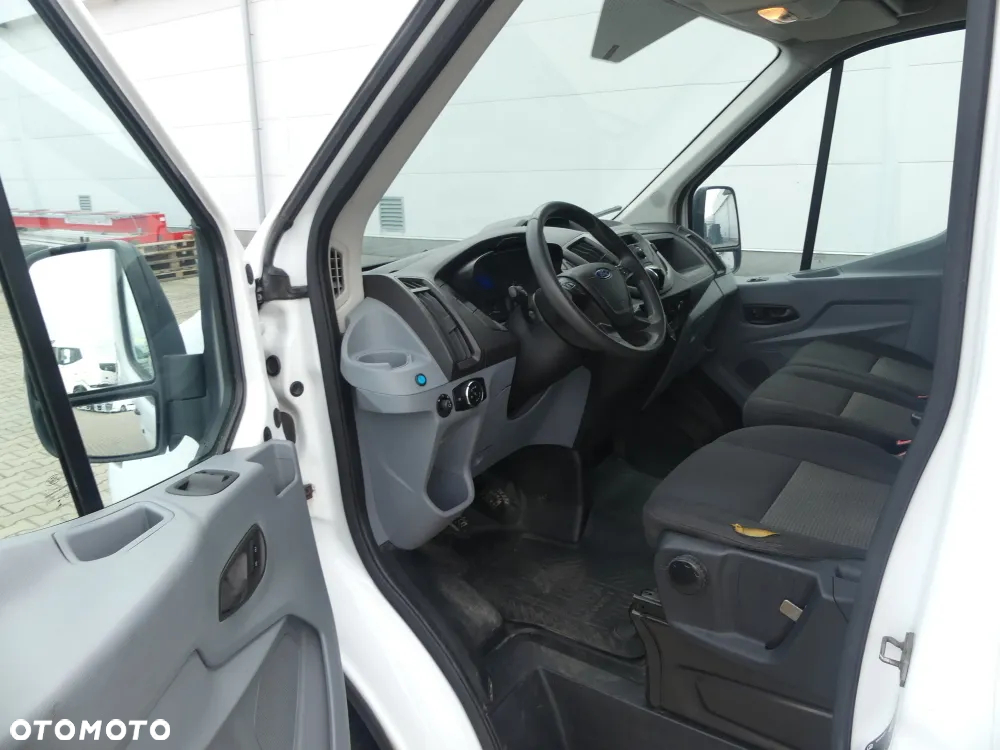 Ford Transit - 5