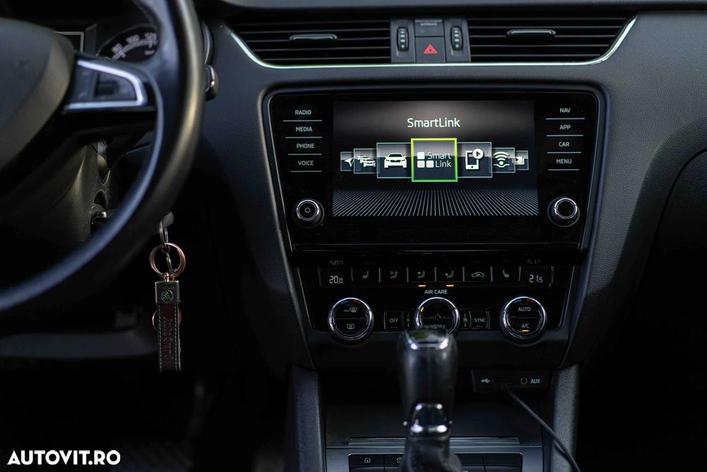 Skoda Octavia 1.6 TDI DSG Ambition - 16