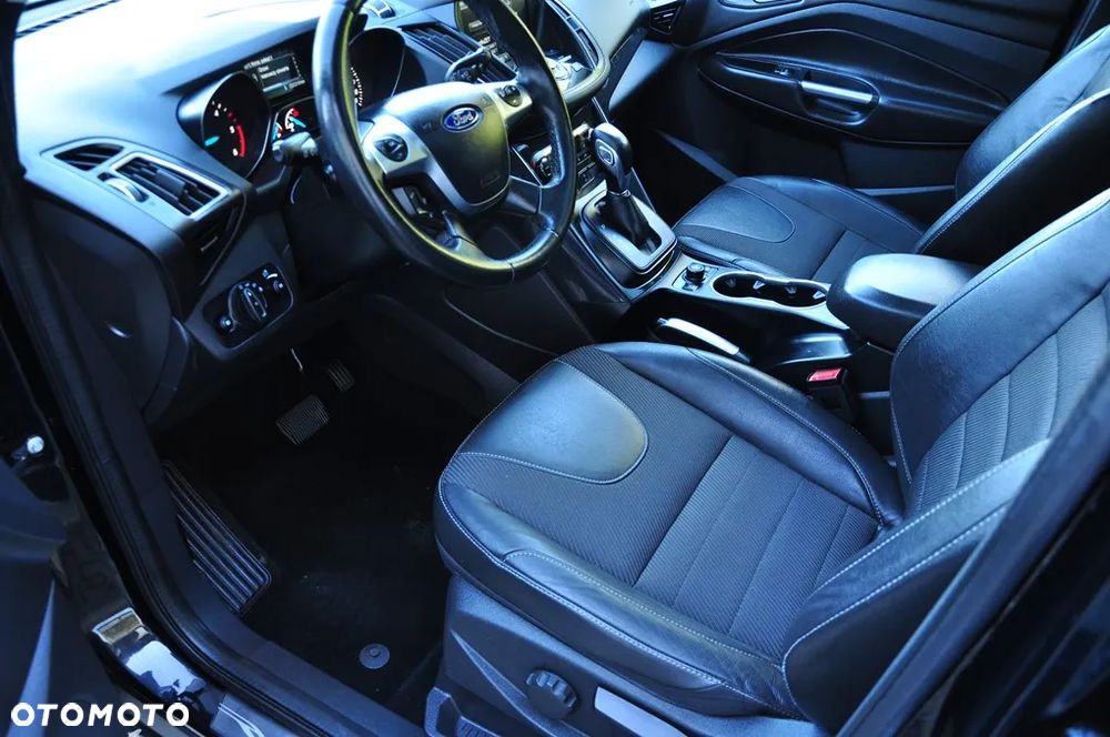 Ford Kuga 2.0 TDCi 4WD Titanium - 30