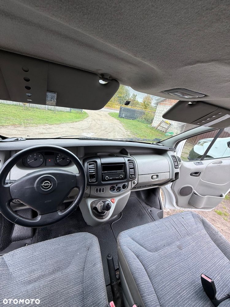 Opel Vivaro - 9