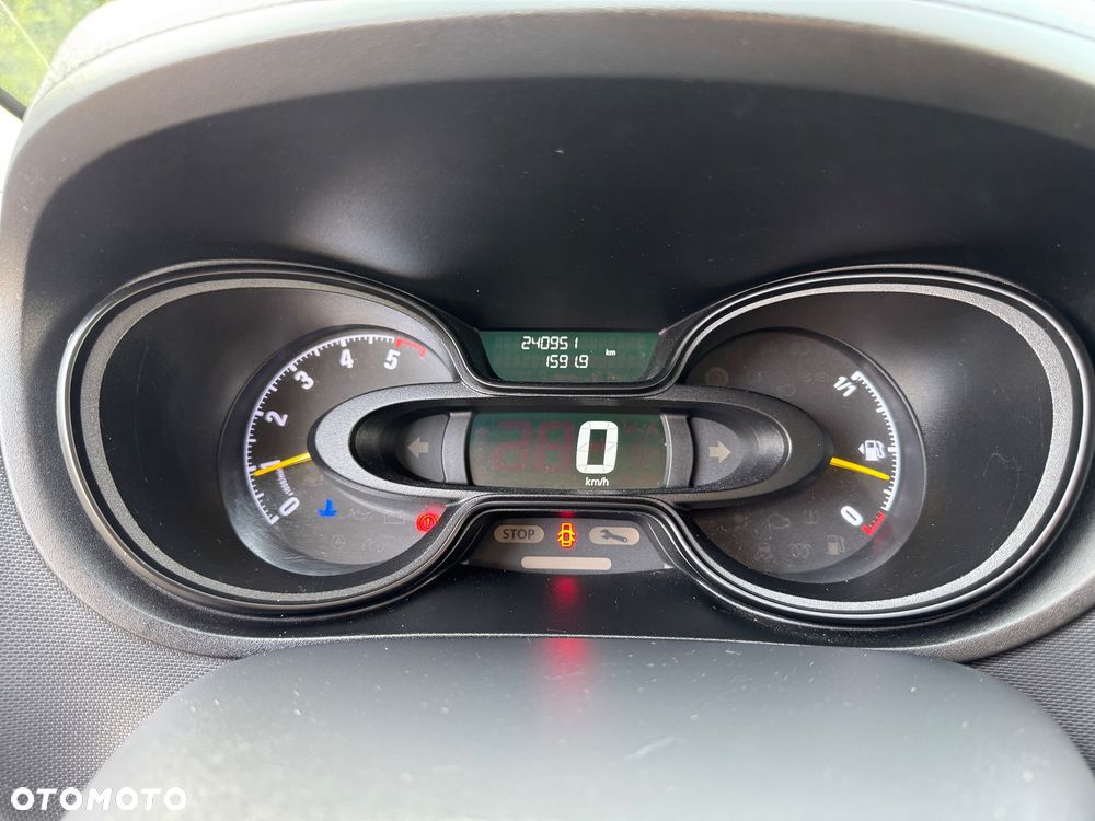 Opel Vivaro - 20