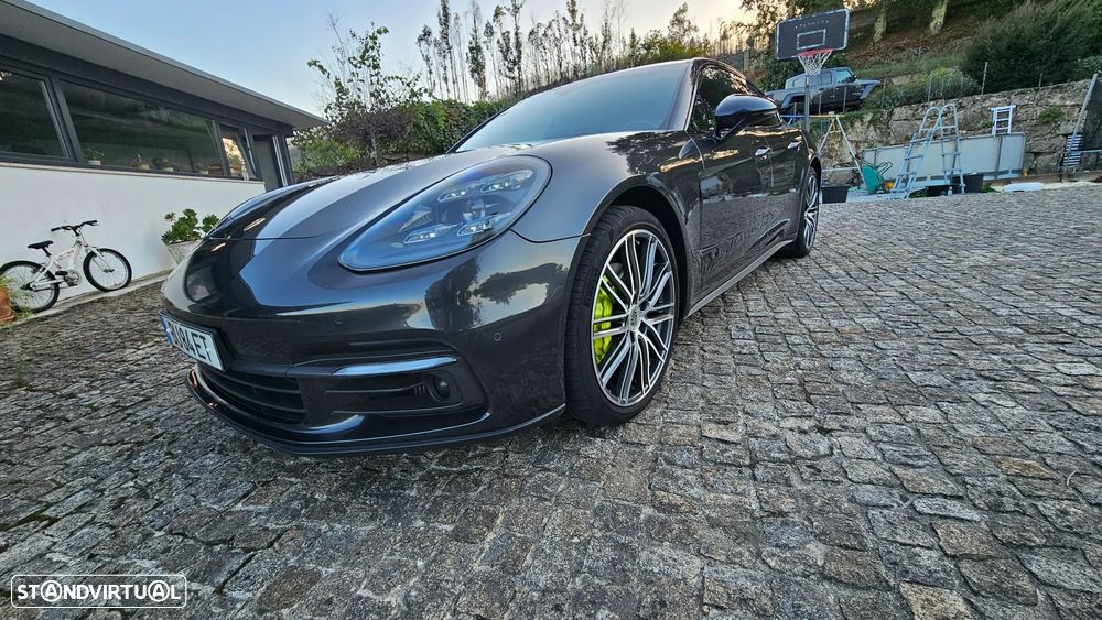 Porsche Panamera 4 S - 25