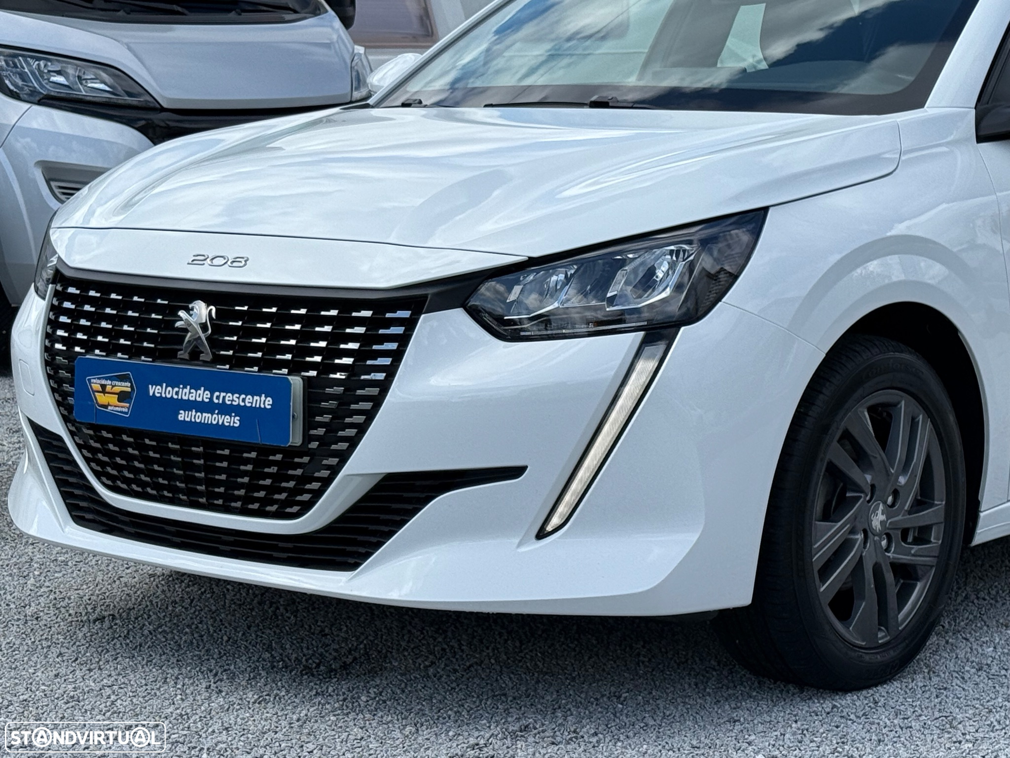 Peugeot 208 1.2 PureTech Active - 4
