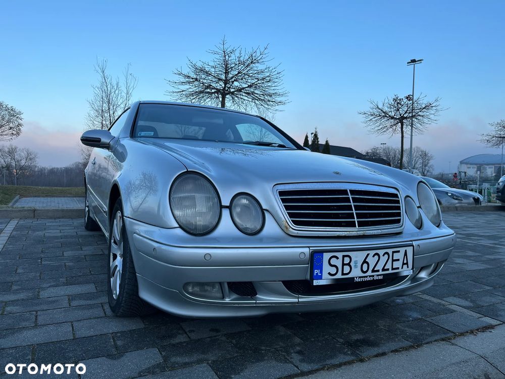 Mercedes-Benz CLK - 10