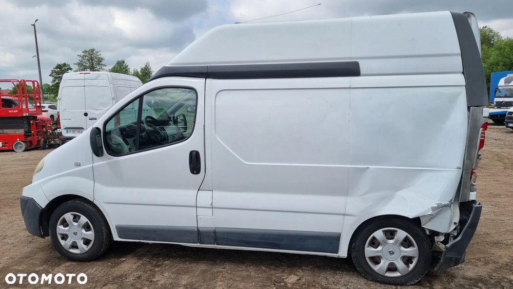 Renault Trafic - 14