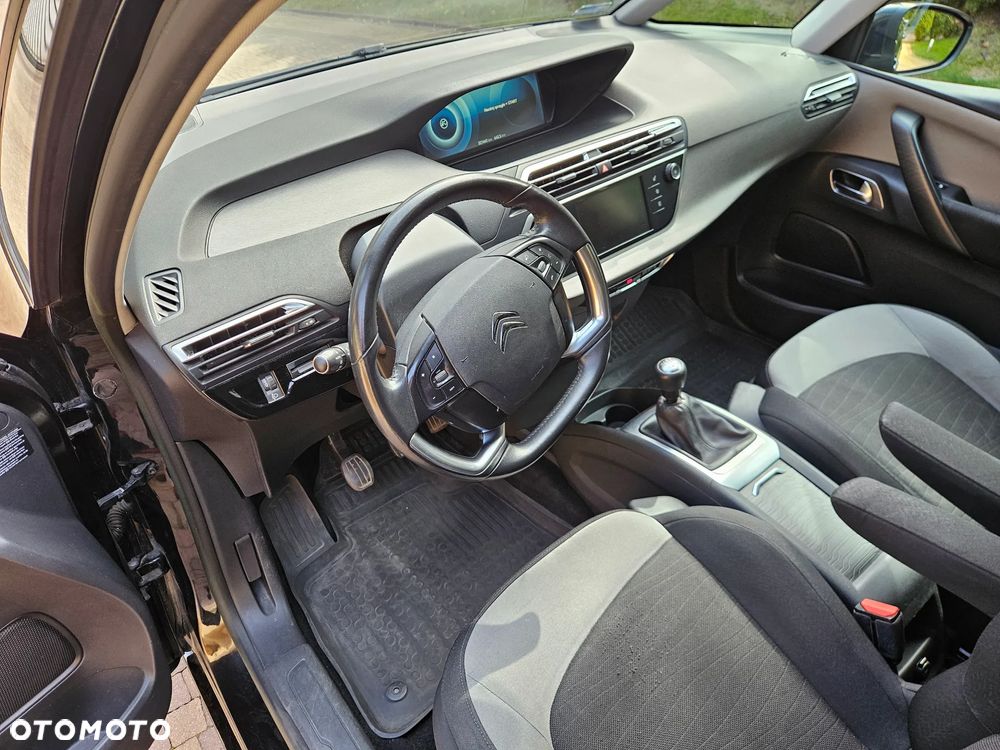 Citroën C4 Picasso - 12