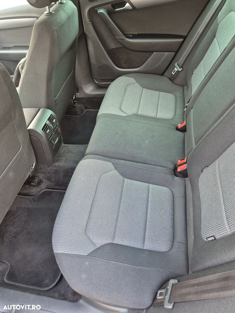 Volkswagen Passat 2.0 TDI BlueMotion Technology Comfortline - 6