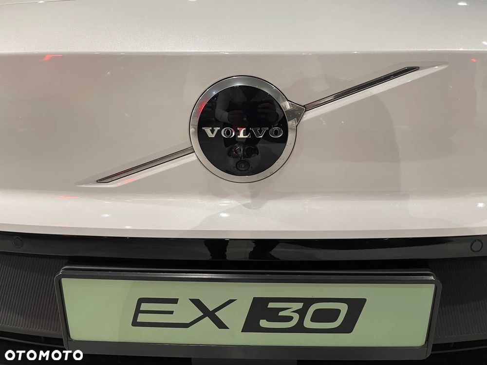Volvo EX30 69kWh Single Motor Long Range Ultra - 9