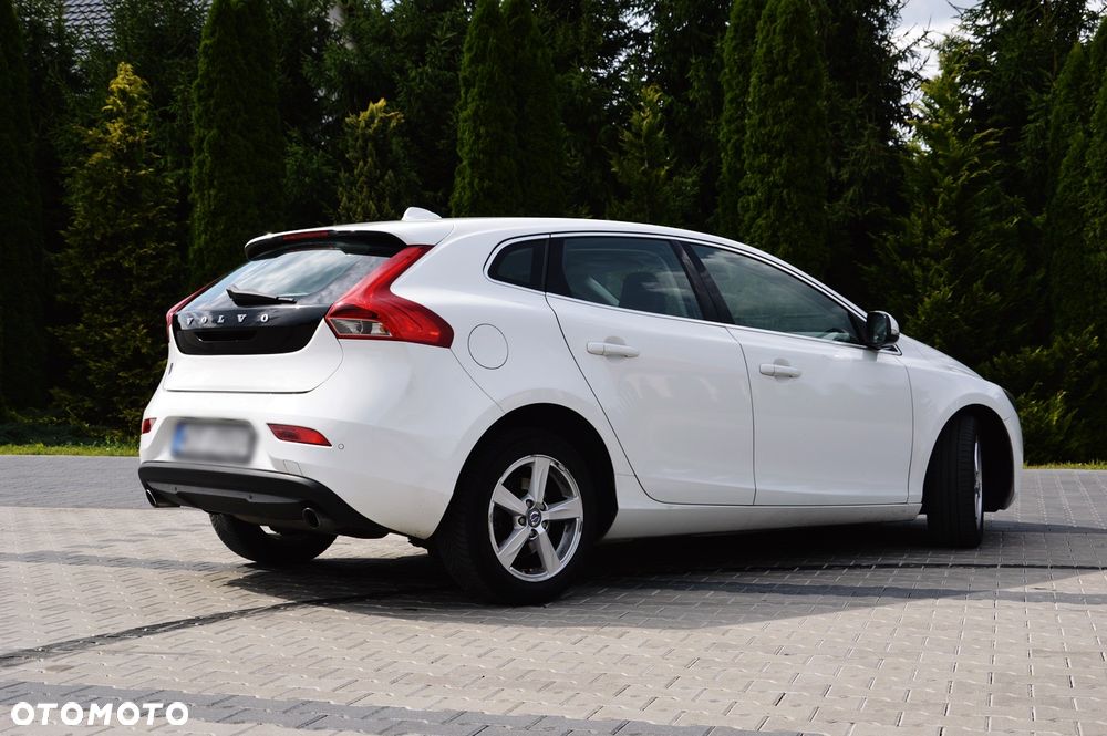Volvo V40 D4 Summum - 34