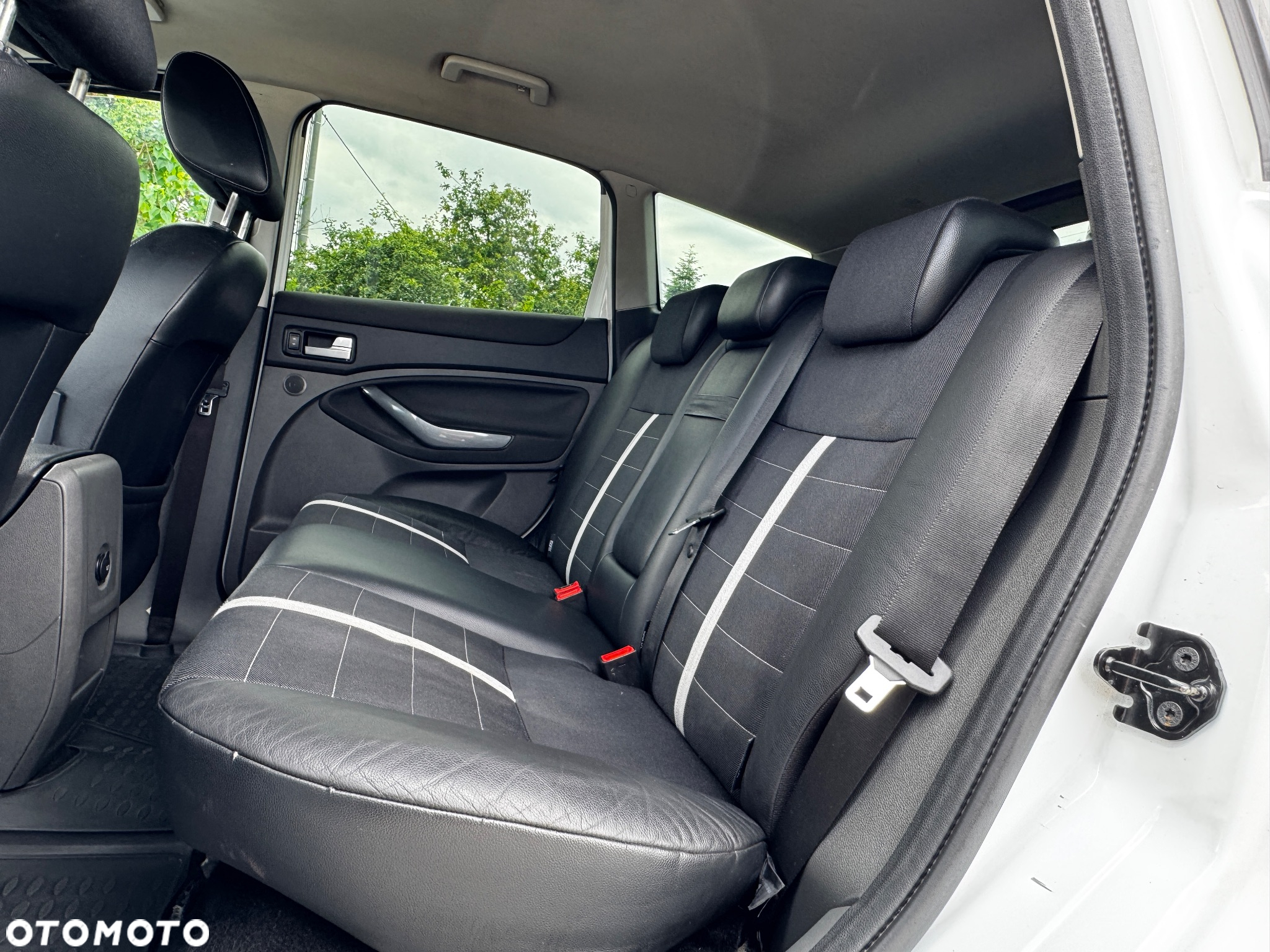 Ford Kuga 2.0 TDCi Titanium - 17