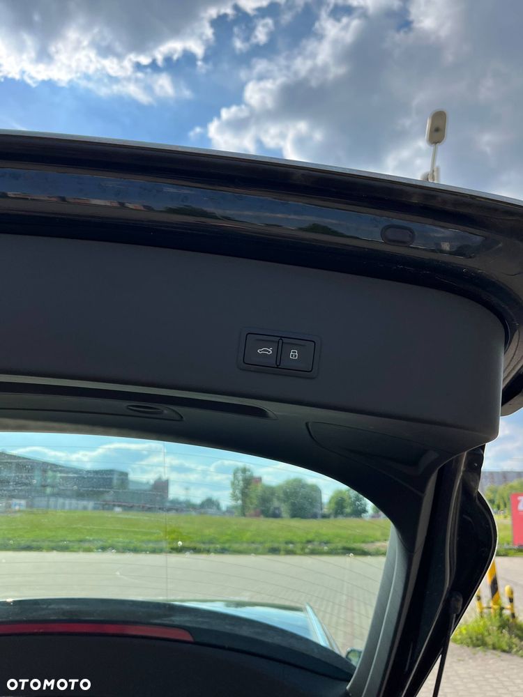 Audi A6 Avant 3.0 TDI quattro S tronic - 20