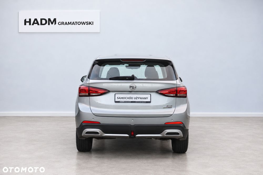 MG ZS 2025