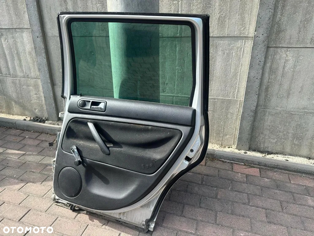 Drzwi Tylne Prawe Tył Kompletne Vw Passat B5 Lift Kombi 2001-2005 Srebrny Met. - 6