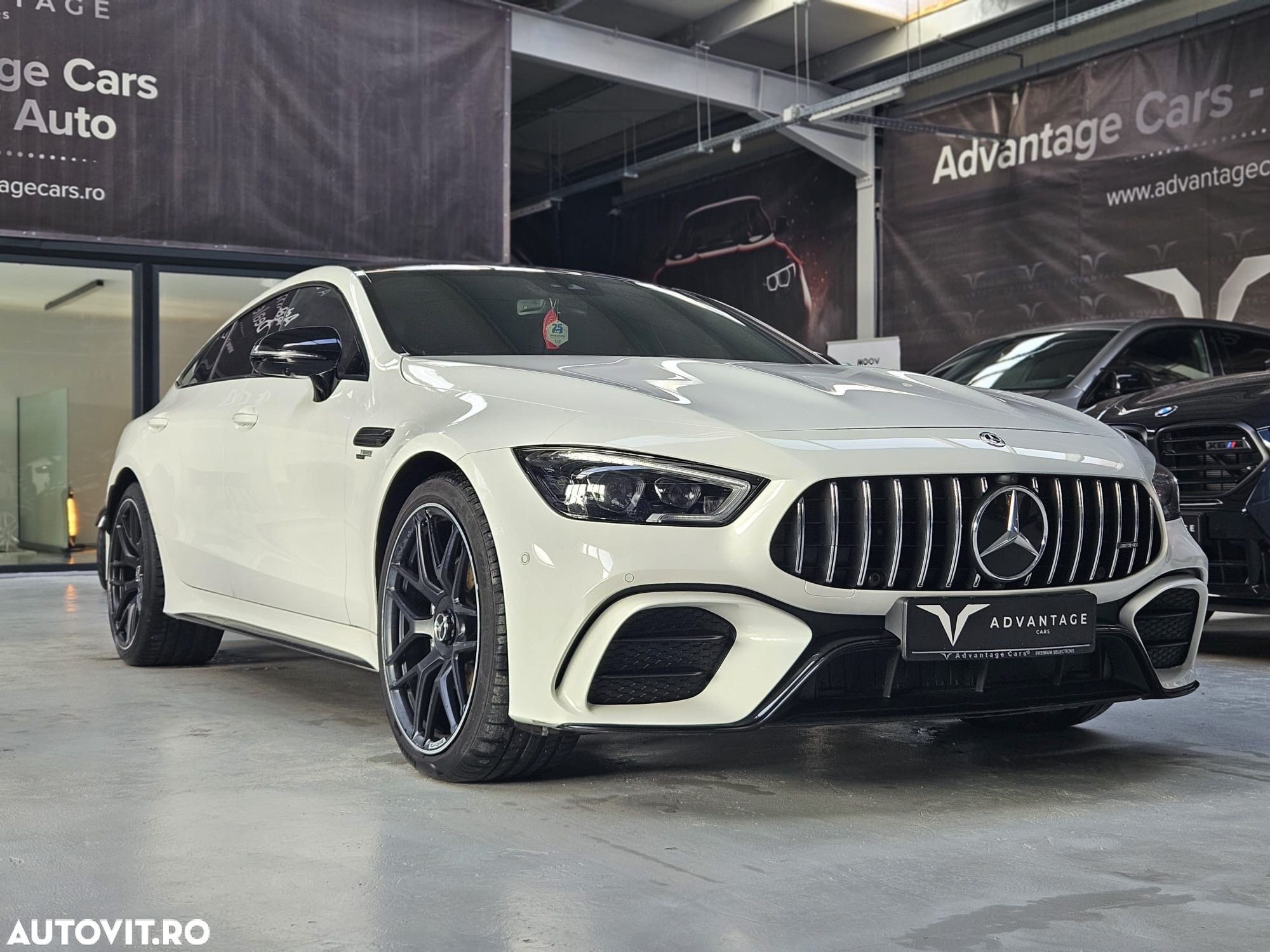 Mercedes-Benz AMG GT - 3