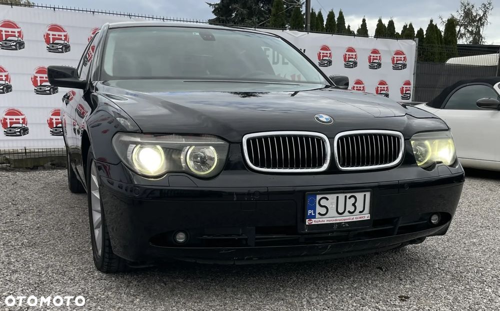 BMW Seria 7 745i - 3