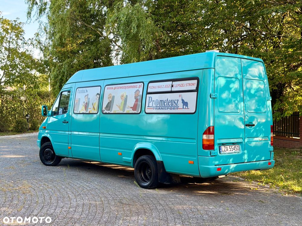 Mercedes-Benz Sprinter - 3