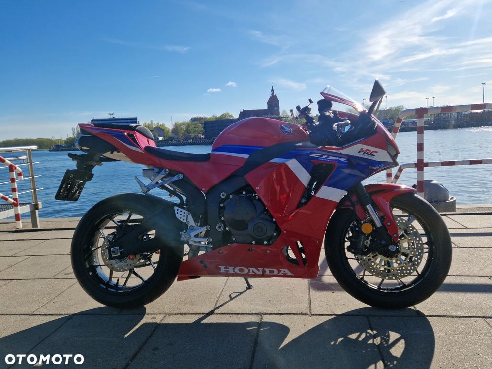 Honda CBR - 3