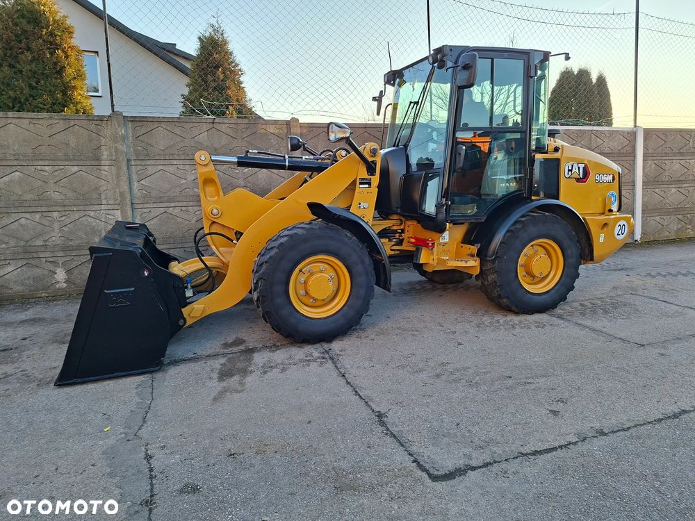 Caterpillar CAT 906 M - 3