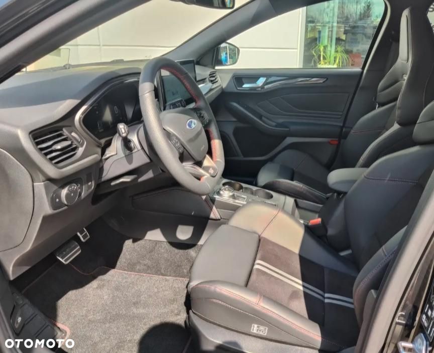 Ford Focus - 9