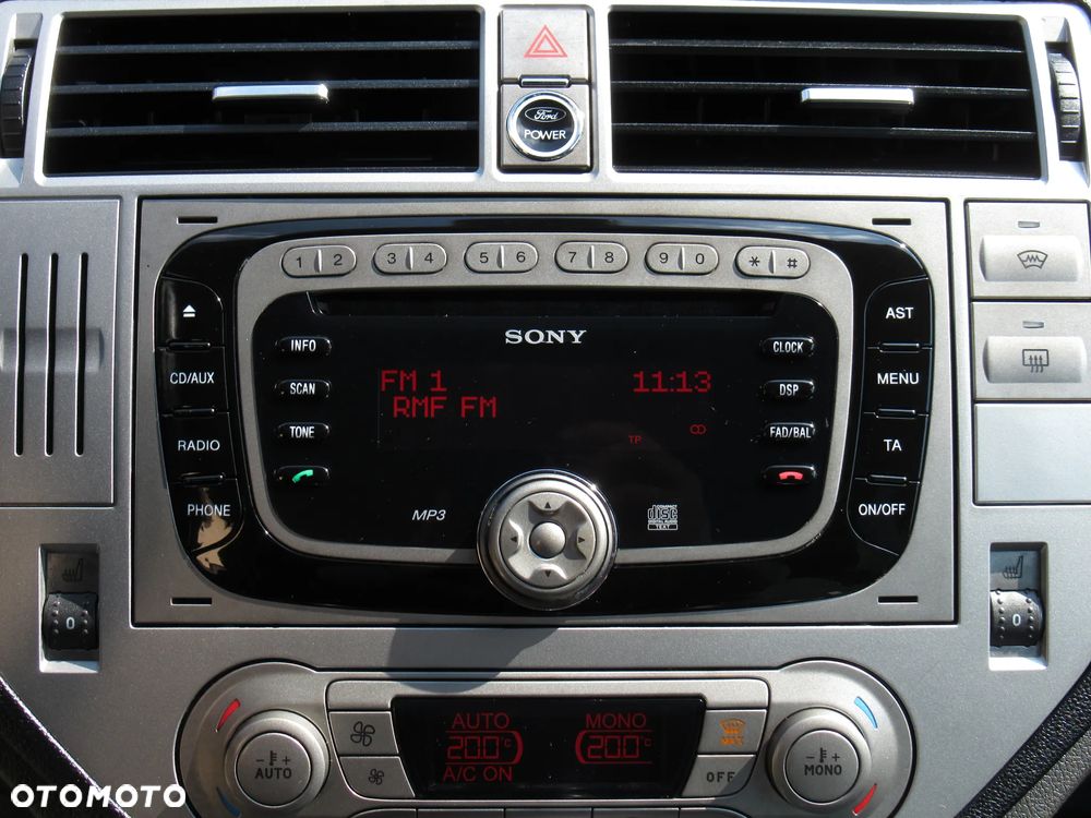 Ford Kuga 2.0 TDCi 2x4 Titanium - 31