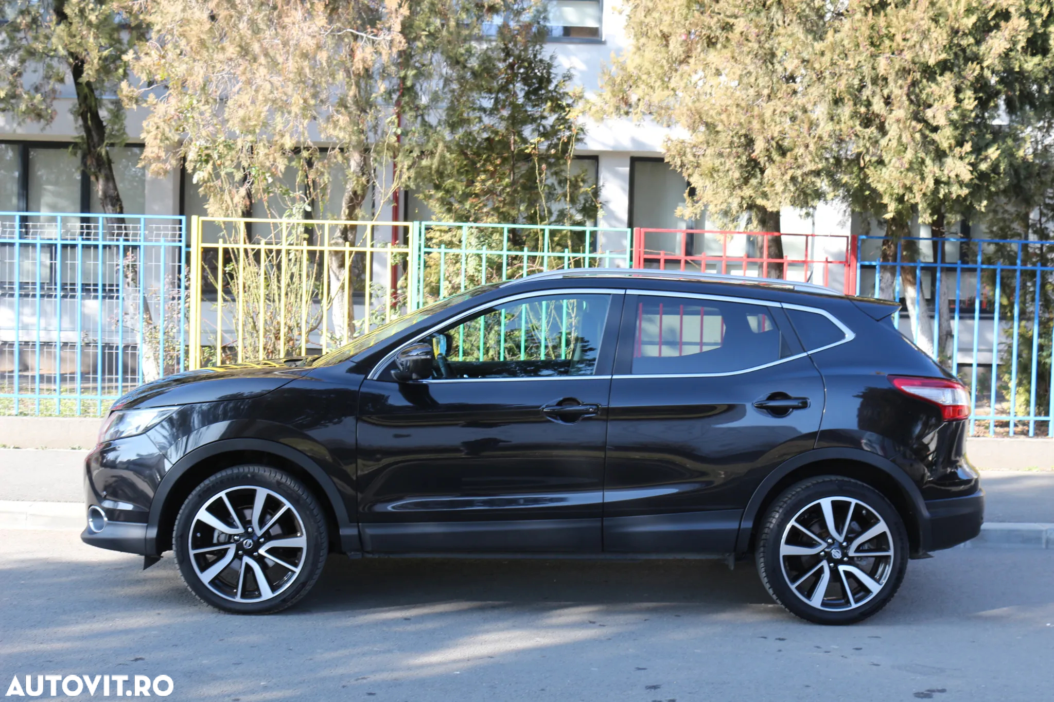 Nissan Qashqai 1.6 DCI TEKNA - 3