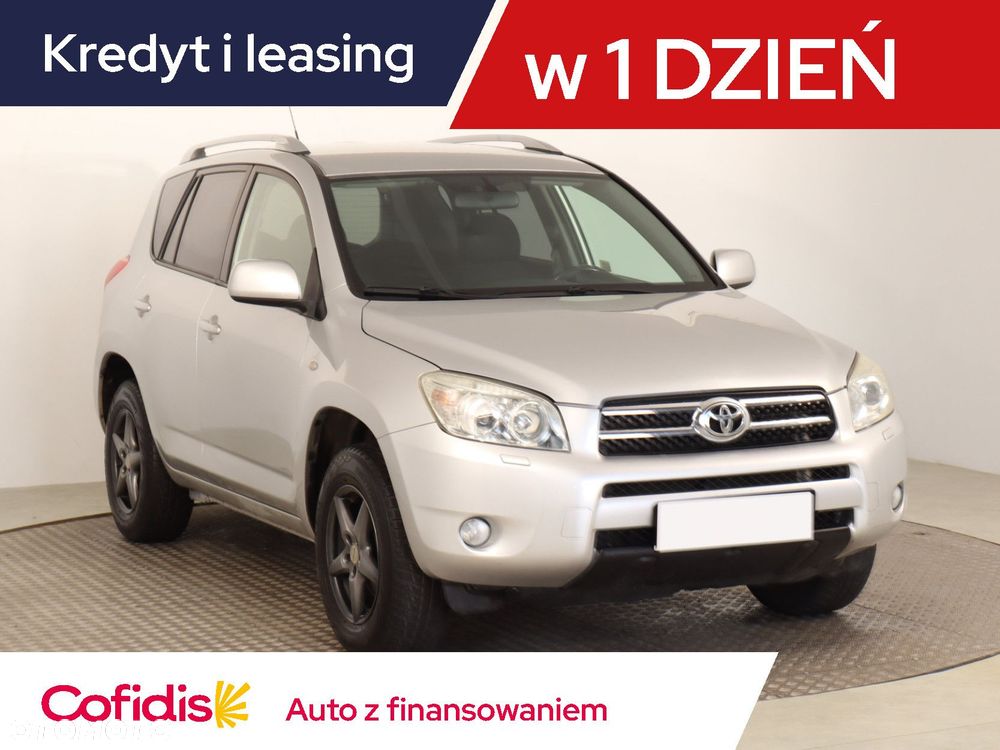Toyota RAV4 - 2