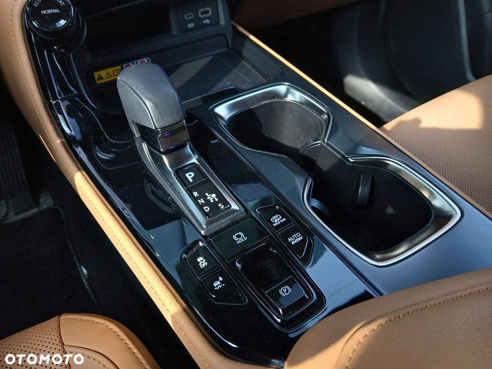 Lexus NX - 24