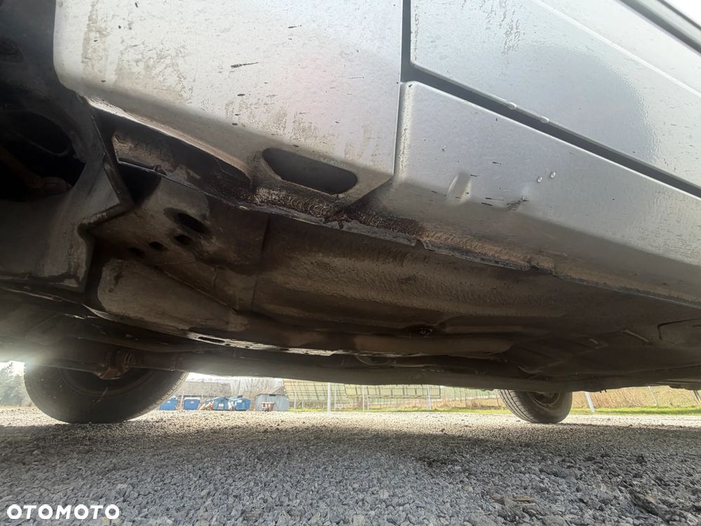 Ford Escort 1.3 CL - 11