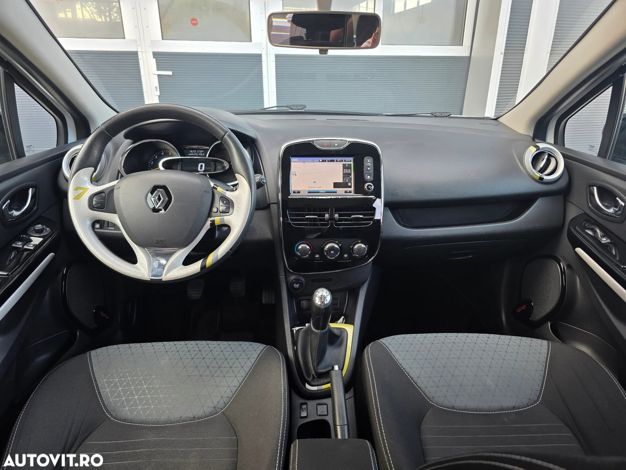 Renault Clio dCi 90 Dynamique - 7
