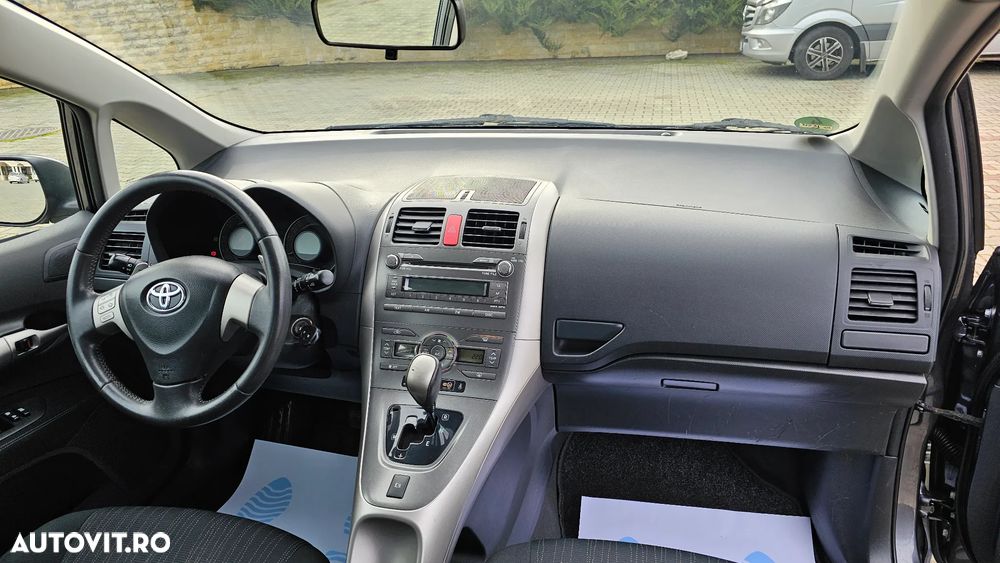 Toyota Auris 1.6 L Valvematic CVT Luna - 9