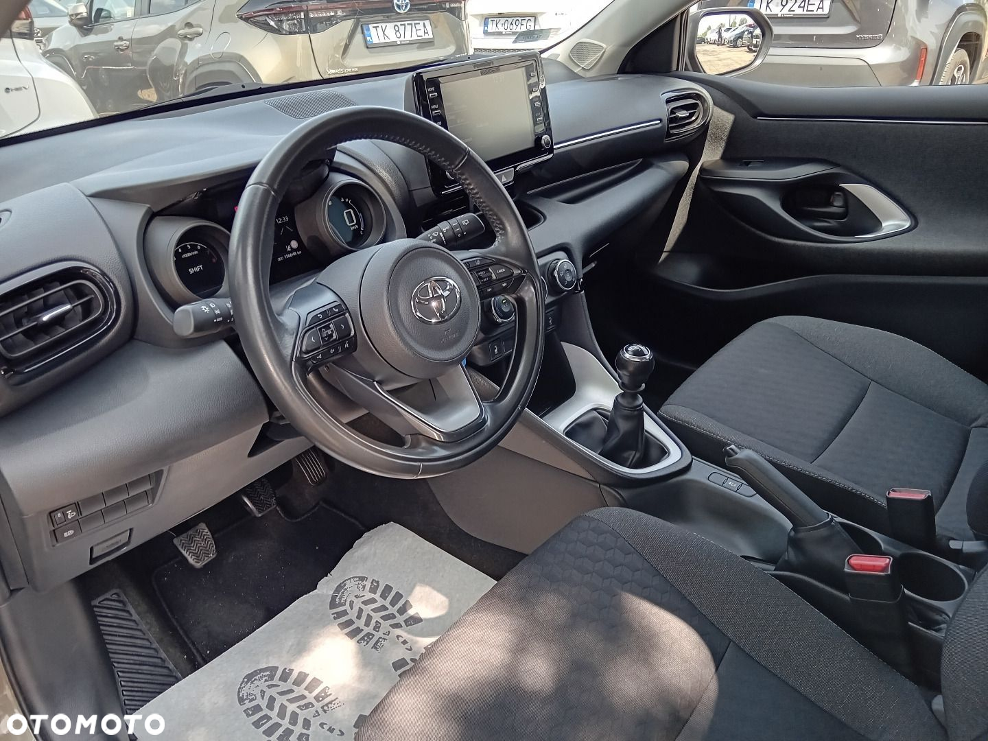 Toyota Yaris - 7