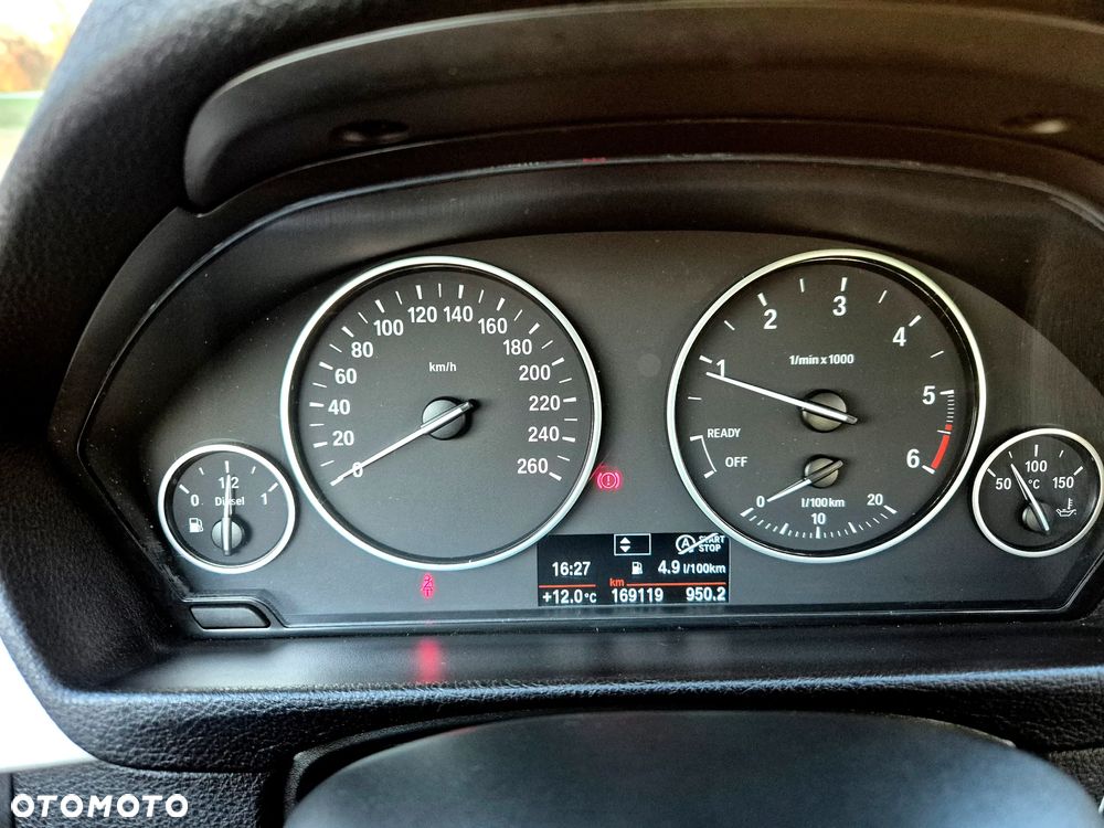 BMW Seria 3 316d - 27