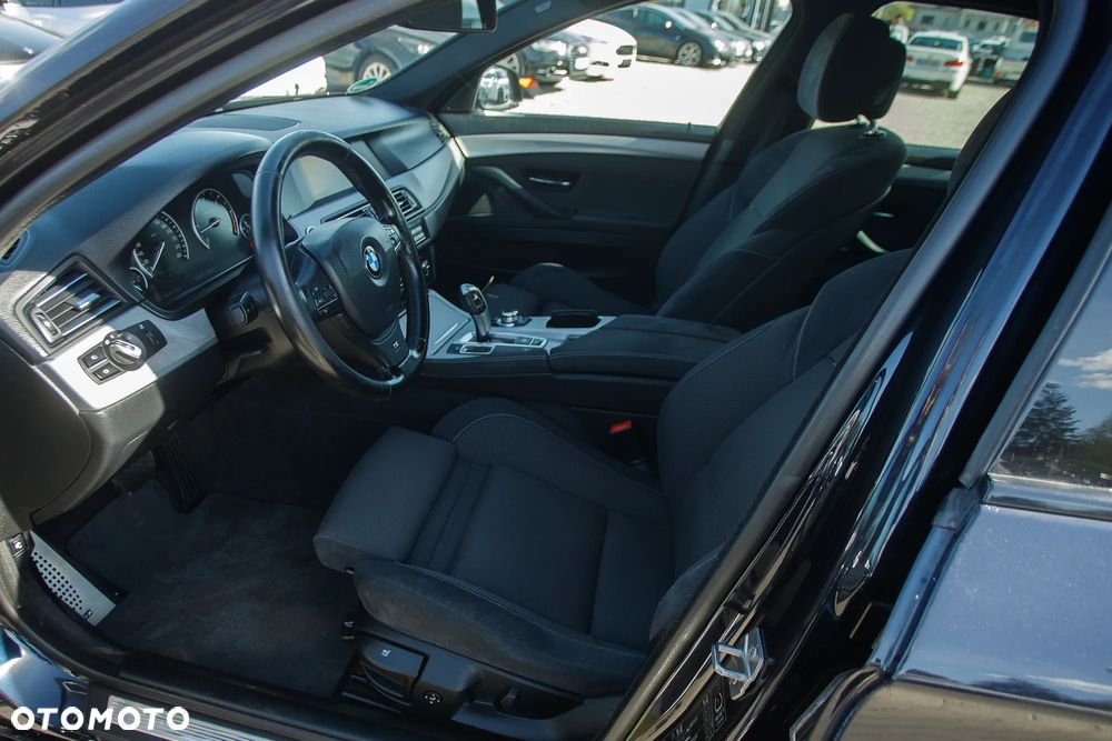 BMW Seria 5 530d Sport-Aut - 16