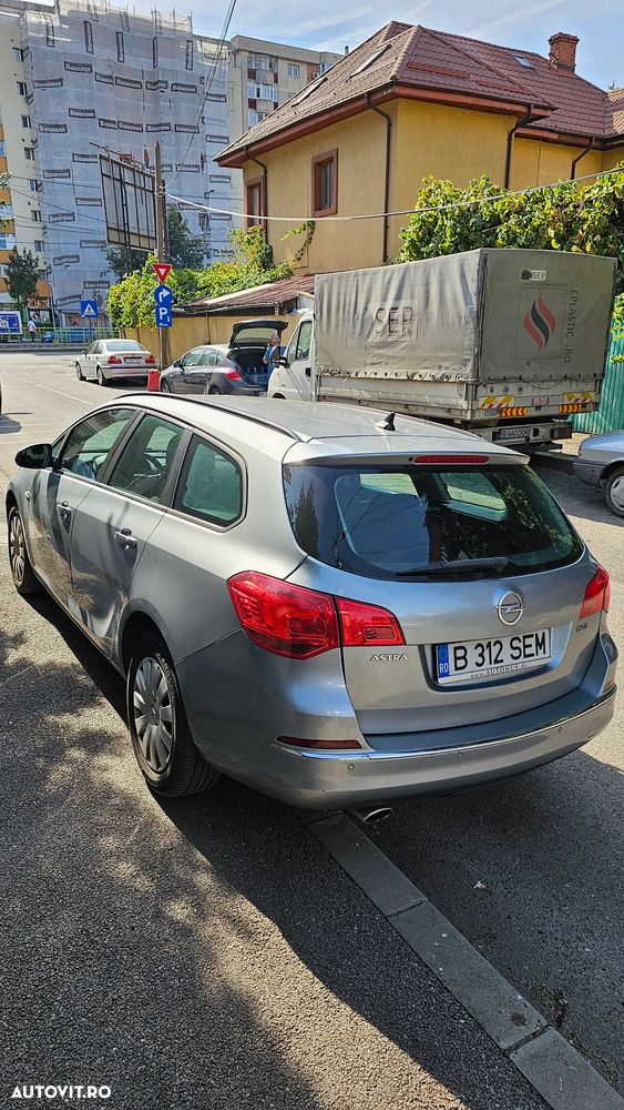 Opel Astra 2.0 CDTI DPF Automatik - 4