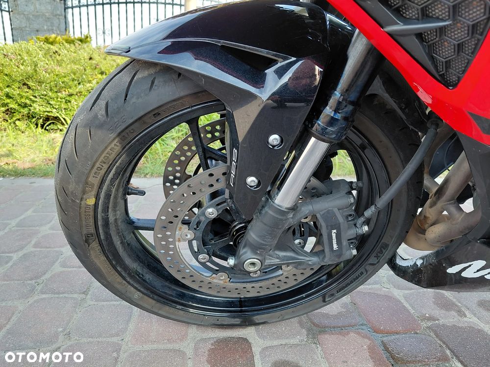 Kawasaki Ninja - 15