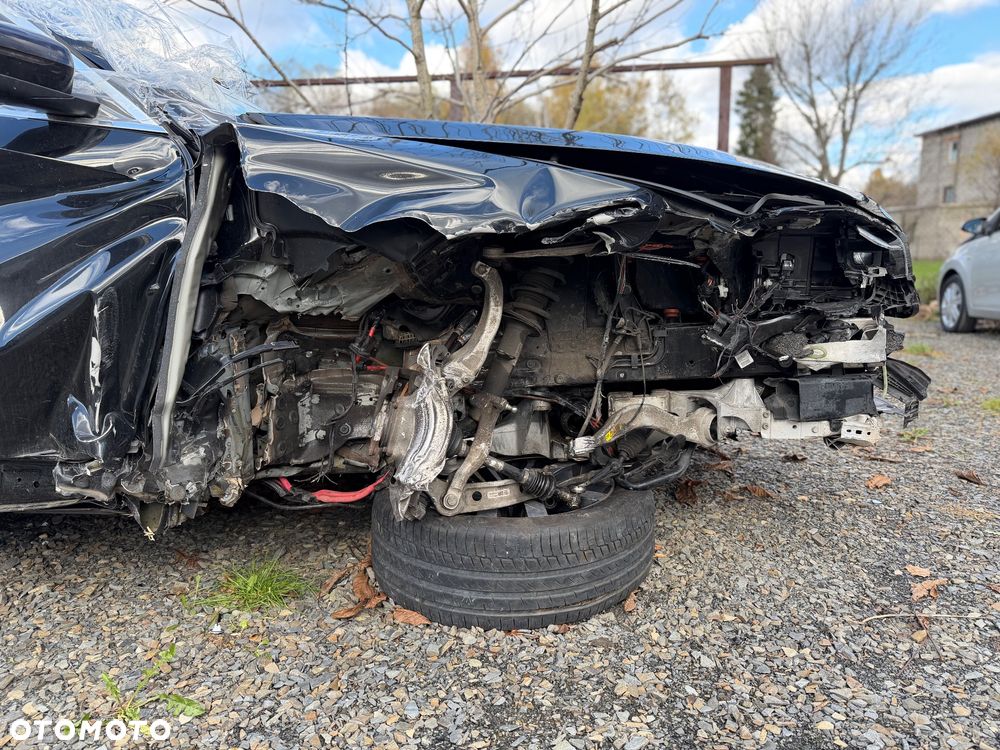 BMW Seria 5 520d xDrive Touring - 32