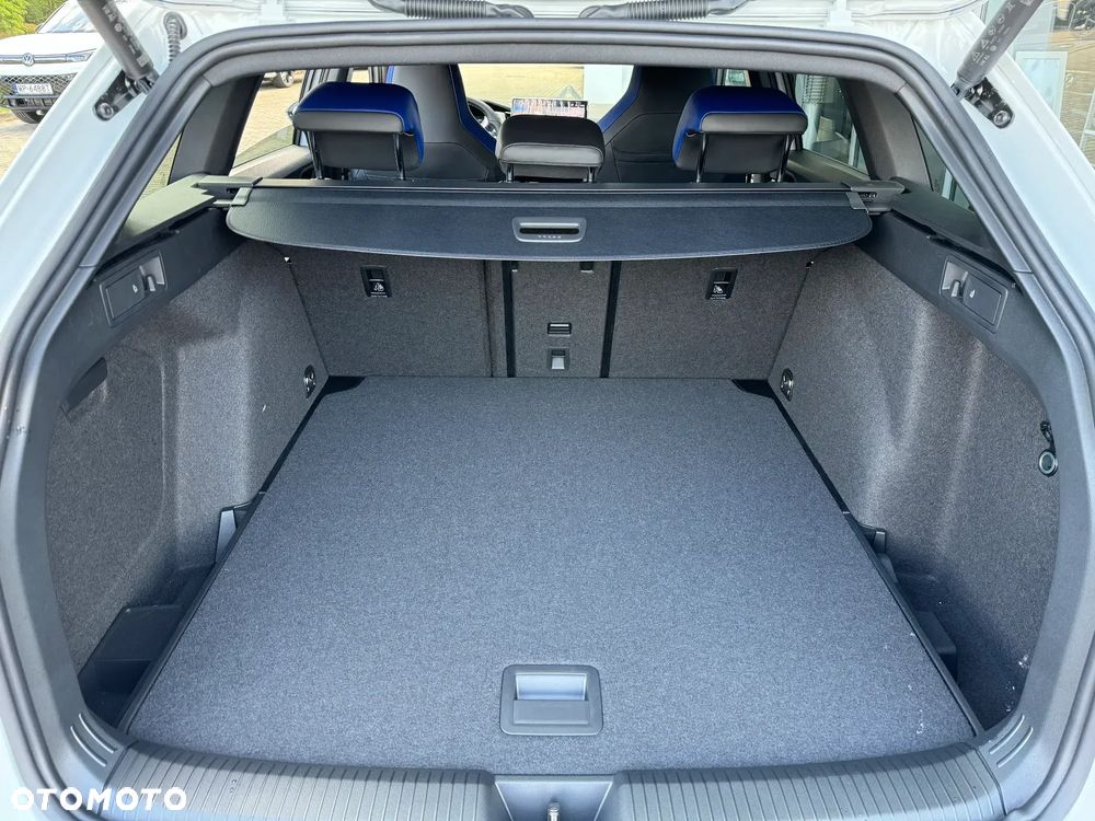 Volkswagen Golf - 13