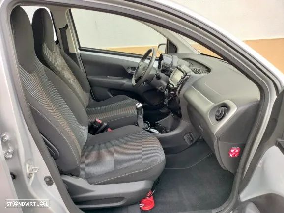 Peugeot 108 Top! 1.2 VTi Allure - 15