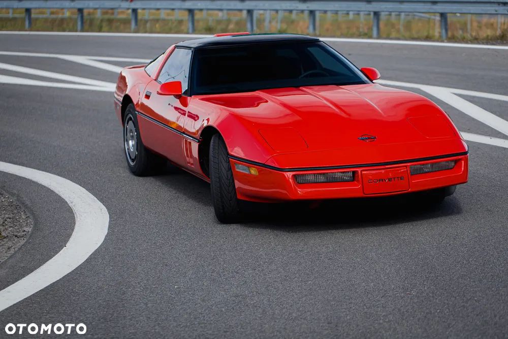 Chevrolet Corvette - 3