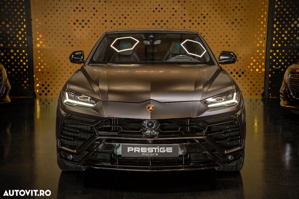 Lamborghini URUS Standard - 3