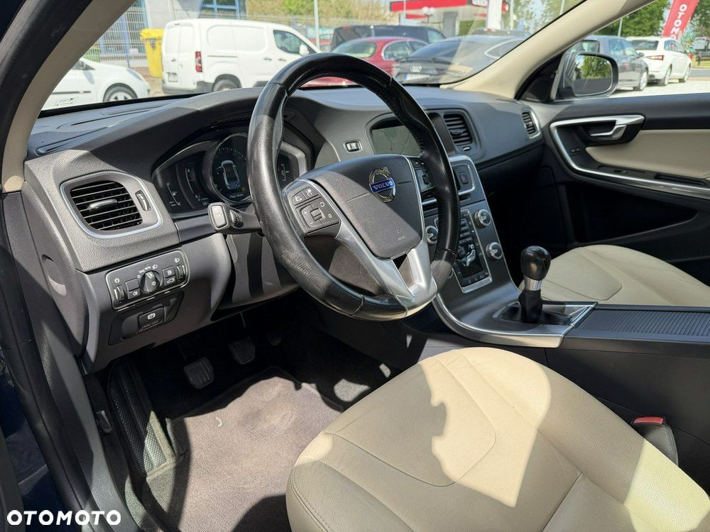 Volvo S60 - 16