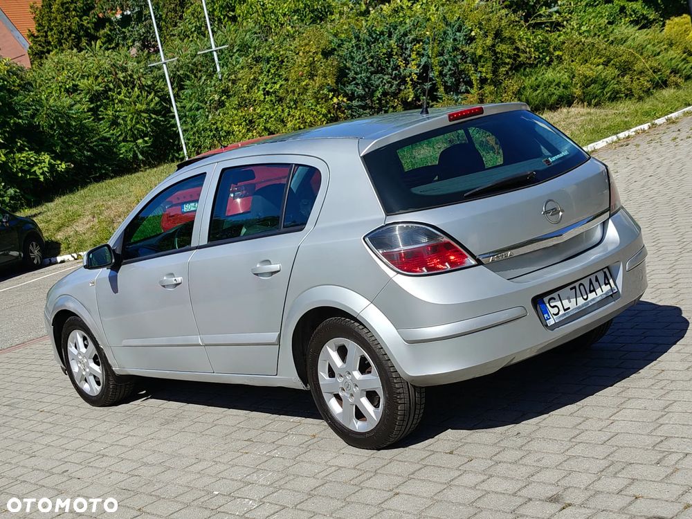 Opel Astra 1.6 Cosmo - 14