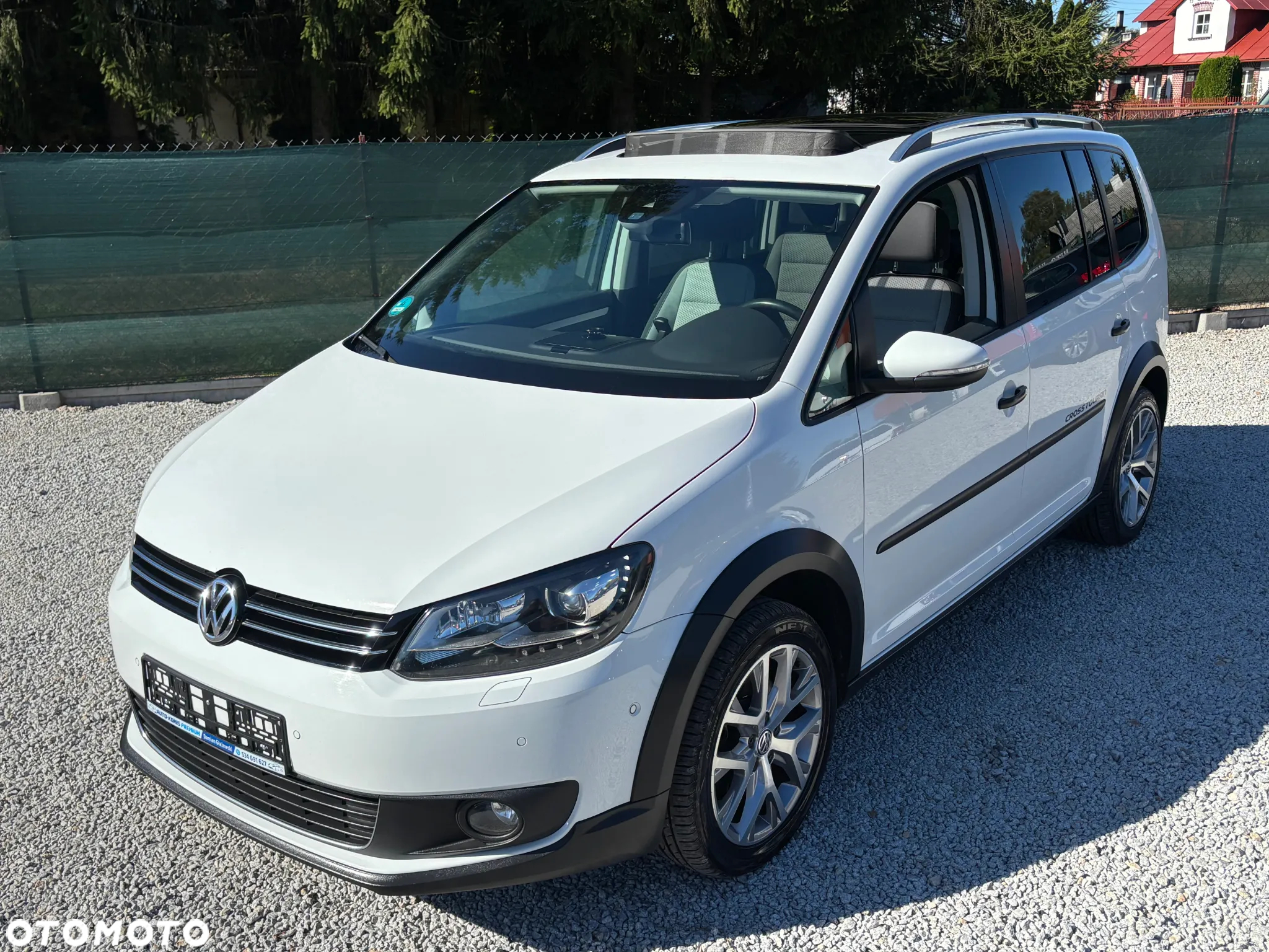 Volkswagen Touran 2.0 TDI DPF DSG Cross - 10