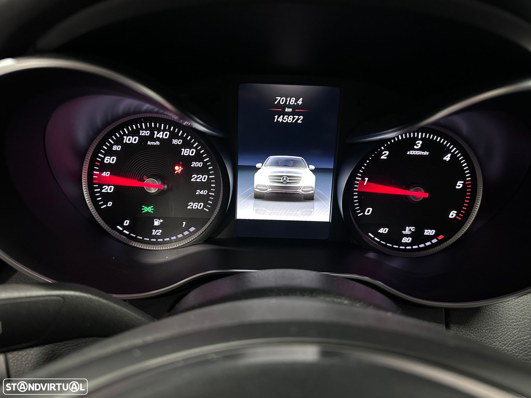 Mercedes-Benz C 180 BlueTEC Avantgarde - 8