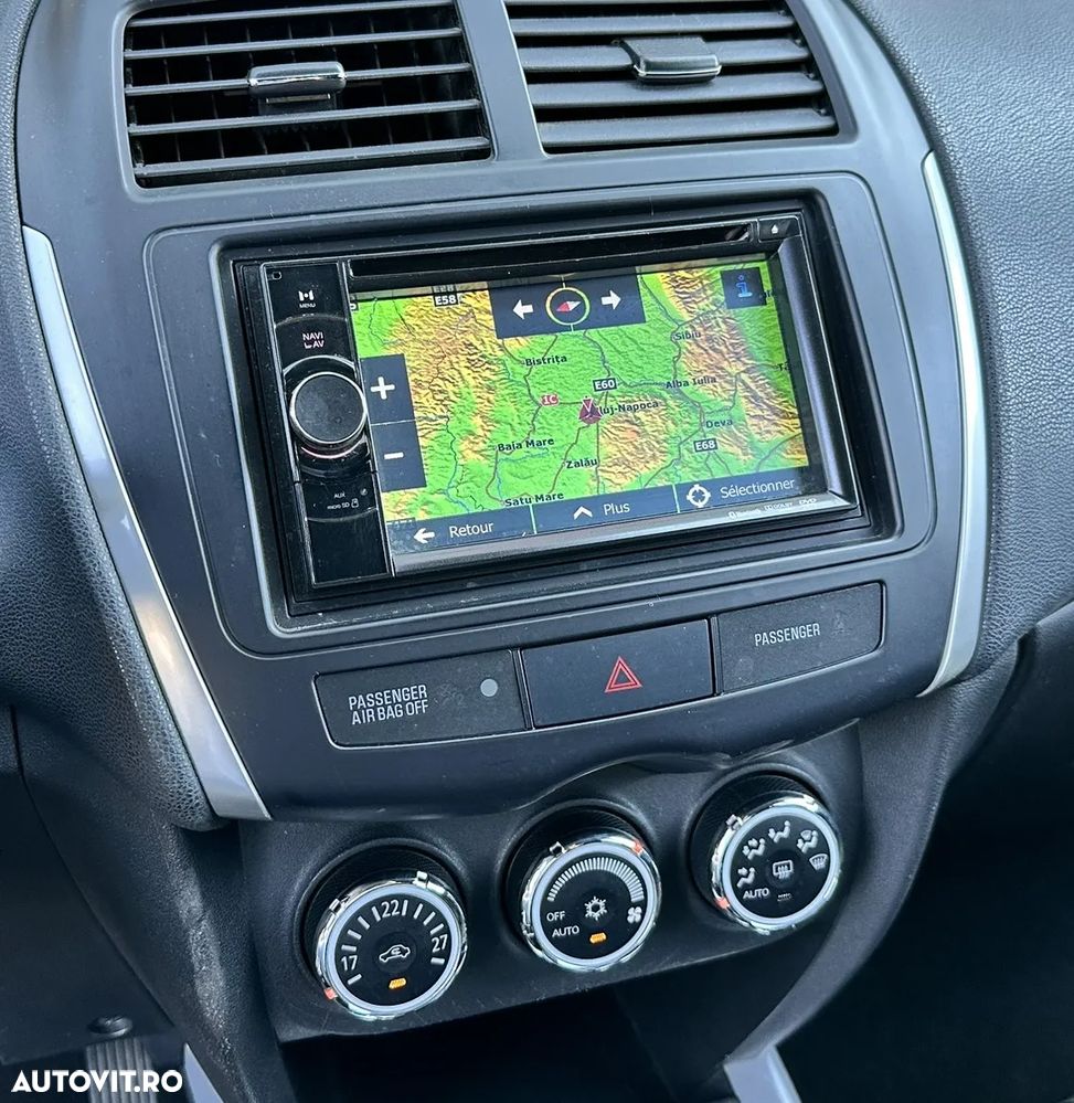 Mitsubishi ASX - 12
