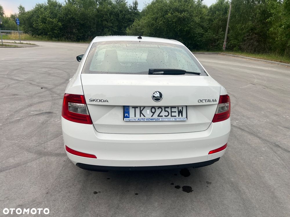 Skoda Octavia 1.6 TDI Ambition DSG - 7