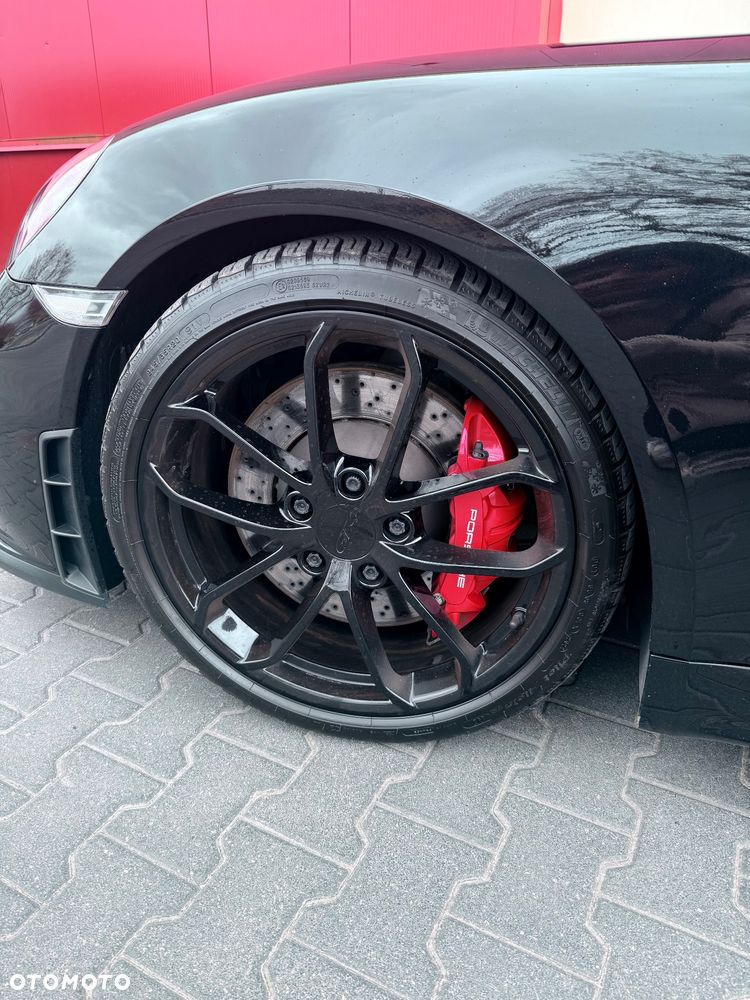 Porsche 718 Cayman - 9