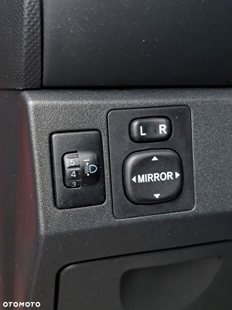 Toyota Yaris 1.3 Luna Premium - 15